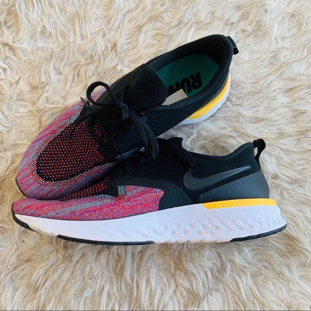 Nike Odyssey React Flyknit 2
